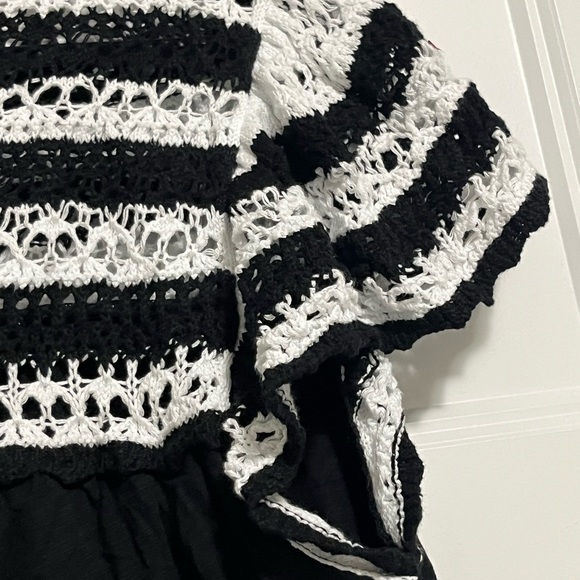 Loft Crochet Ruffle Sleeve Top Large - Picture 6 of 10